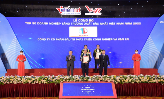 (TCD) - TRACODI vinh danh vào Top 50 doanh nghiệp tăng trưởng xuất sắc nhất Việt Nam năm 2022 - FAST500