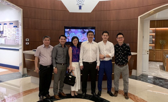 Chairman of Bamboo Capital Group made a visit at Dusit International Group in Bangkok, Thailand