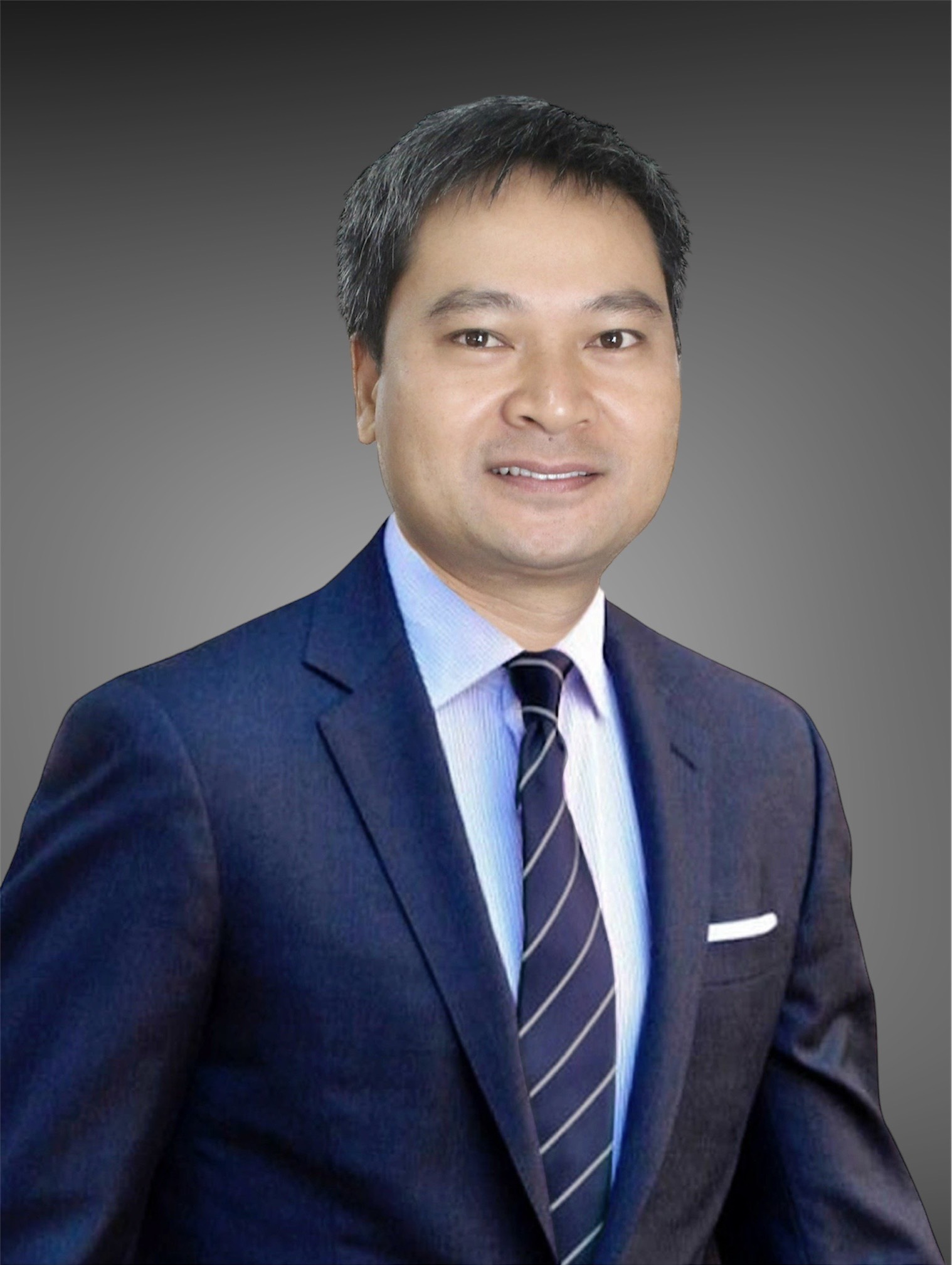 Ông Nguyễn Hoàng Hiểu