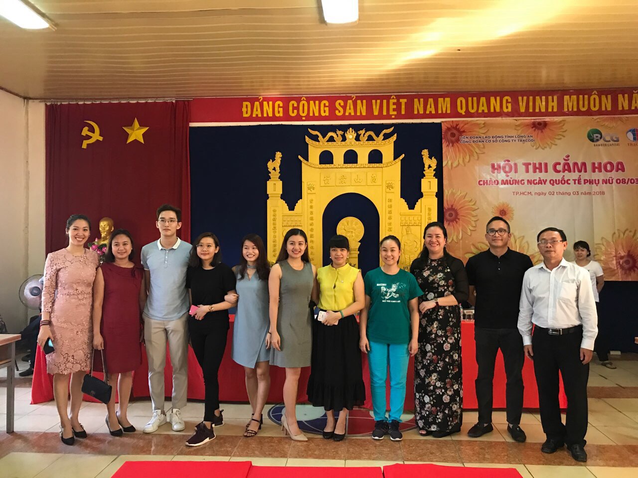 HỘI THI CẮM HOA MỪNG QUỐC TẾ PHỤ NỮ 8.3.2018