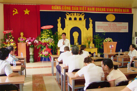Hội nghị triển khai thi hành hiến pháp nước CHXHCN Việt Nam