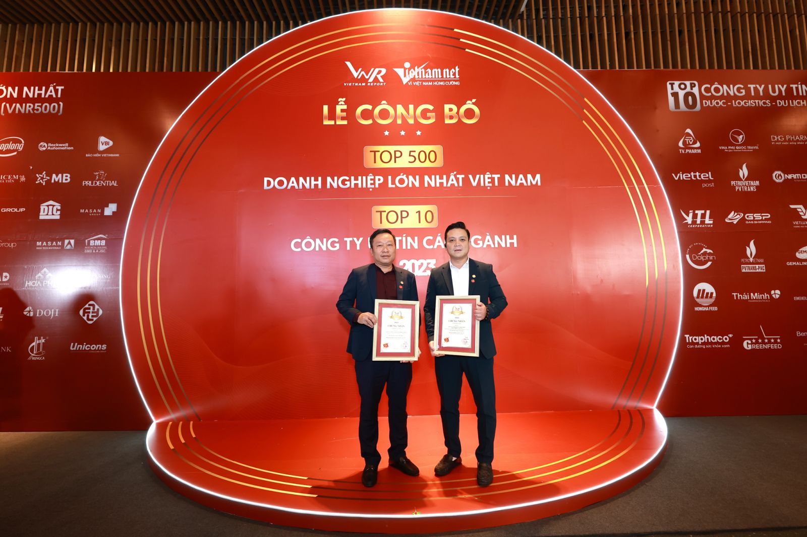 Bamboo Capital và Tracodi cùng tăng bậc trong top 500 Doanh nghiệp lớn nhất Việt Nam năm 2023